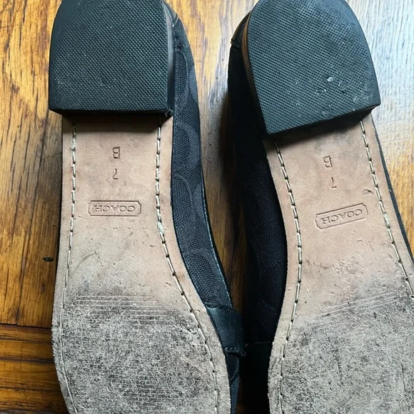Coach Black Leather Flats with Moccasin Design - Picture 4 of 6